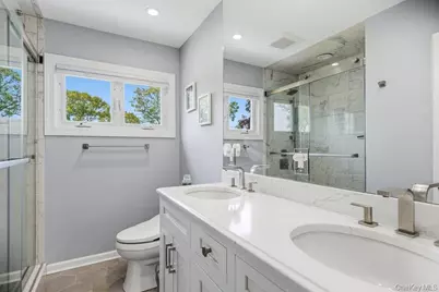 126 Henry Street, Massapequa, NY 11758 - Photo 22