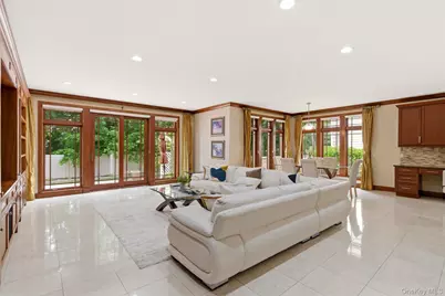 3 Olde Hamlet Drive, Jericho, NY 11753 - Photo 10
