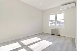61-10 84th St, Middle Village, NY 11379 - Photo 20
