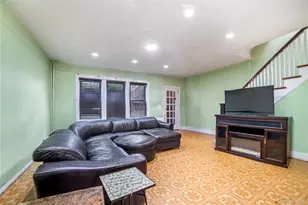 33-21 72nd St, Jackson Heights, NY 11372 - Photo 4