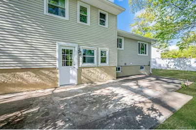 1076 Northgate Court, Uniondale, NY 11553 - Photo 6
