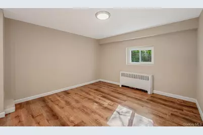 1076 Northgate Court, Uniondale, NY 11553 - Photo 18