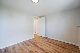 1076 Northgate Ct, Uniondale, NY 11553 - Photo 30