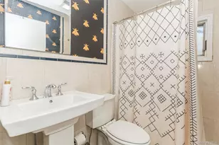 157 Chestnut St, Garden City, NY 11530 - Photo 12
