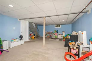 157 Chestnut St, Garden City, NY 11530 - Photo 16