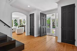 91 Central Pkwy, Mount Vernon, NY 10552 - Photo 2