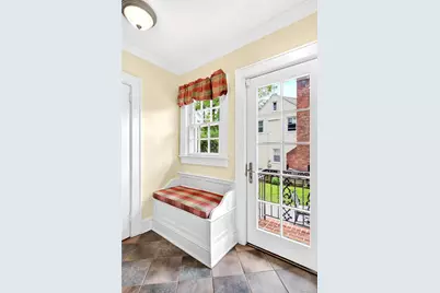 146 Onderdonk Avenue, Manhasset, NY 11030 - Photo 36