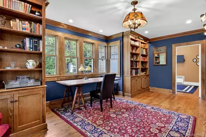 146 Onderdonk Avenue, Manhasset, NY 11030 - Photo 12