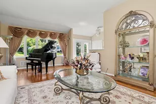 86 Somerset Rd, New Rochelle, NY 10804 - Photo 6