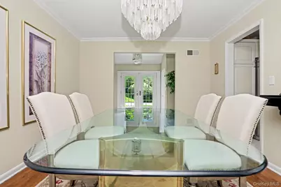 86 Somerset Road, New Rochelle, NY 10804 - Photo 8