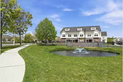 32 Weatherby Lane #32, Central Islip, NY 11722 - Photo 4