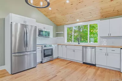 310 Glenerie Boulevard, Saugerties, NY 12477 - Photo 14