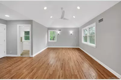 7 Rutledge Road, Valhalla, NY 10595 - Photo 26