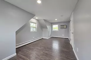 40 Aster Ave, Holtsville, NY 11742 - Photo 10