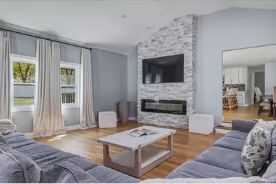 1189 Terry Road, Ronkonkoma, NY 11779 - Photo 4