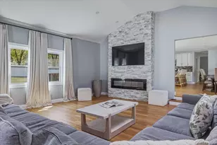 1189 Terry Rd, Ronkonkoma, NY 11779 - Photo 4
