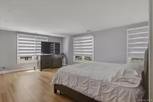 1189 Terry Rd, Ronkonkoma, NY 11779 - Photo 14