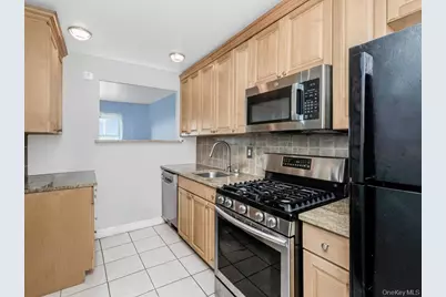 2 Fordham Hill Oval #5B, Bronx, NY 10468 - Photo 8