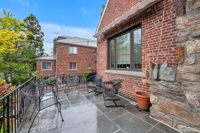 1870 Hering Avenue, Bronx, NY 10461 - Photo 4