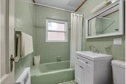 1870 Hering Avenue, Bronx, NY 10461 - Photo 14
