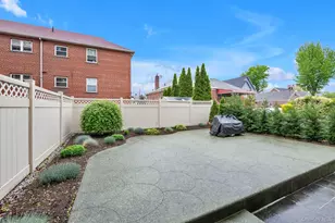 1870 Hering Ave, Bronx, NY 10461 - Photo 22