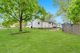 51 Morning Dr, Centereach, NY 11720 - Photo 24
