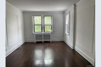 222 7th Street #3C, Garden City, NY 11530 - Photo 6