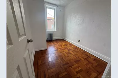 7438 Jamaica Avenue, Woodhaven, NY 11421 - Photo 8