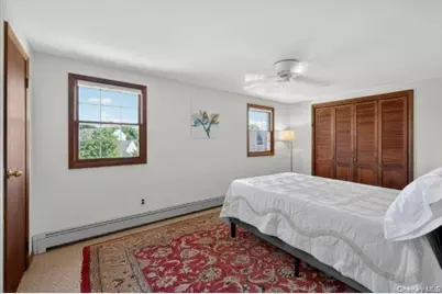 372 N Hickory Street, Massapequa, NY 11758 - Photo 18