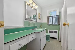 372 N Hickory St, Massapequa, NY 11758 - Photo 12