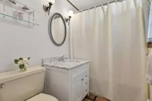 372 N Hickory St, Massapequa, NY 11758 - Photo 20
