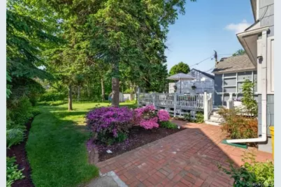 372 N Hickory Street, Massapequa, NY 11758 - Photo 22