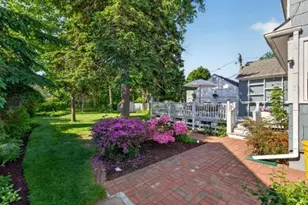 372 N Hickory St, Massapequa, NY 11758 - Photo 22