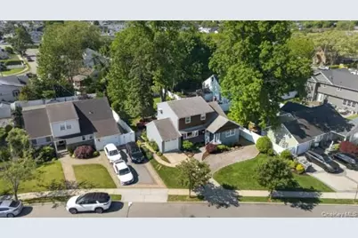 372 N Hickory Street, Massapequa, NY 11758 - Photo 26