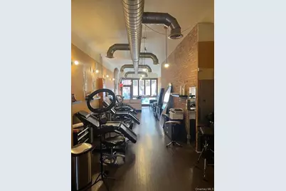 158 Bedford Avenue #Commercial Right, Brooklyn, NY 11249 - Photo 2