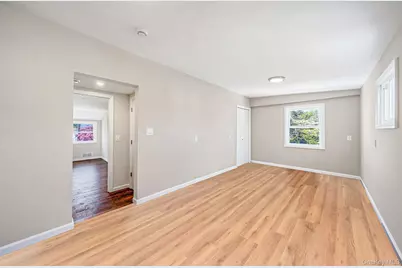 16 Hapsburg Place, Hempstead, NY 11550 - Photo 12