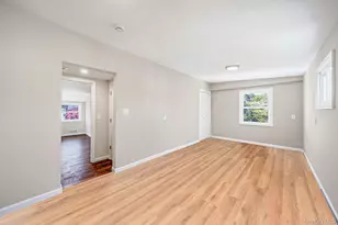 16 Hapsburg Pl, Hempstead, NY 11550 - Photo 12
