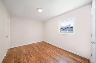 16 Hapsburg Pl, Hempstead, NY 11550 - Photo 10