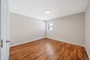 16 Hapsburg Pl, Hempstead, NY 11550 - Photo 8