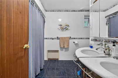 445 Nassau Boulevard, West Hempstead, NY 11552 - Photo 12