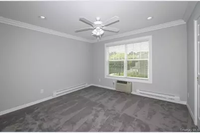 465 New Highway #B19, Copiague, NY 11726 - Photo 6