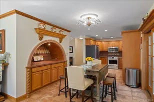 595 Greenfield S Ln, Southold, NY 11971 - Photo 4