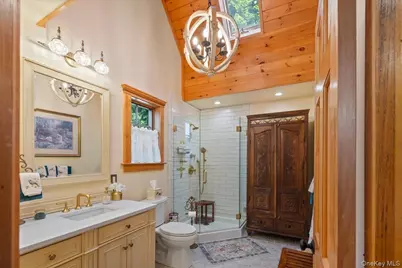 595 Greenfields Lane, Southold, NY 11971 - Photo 18
