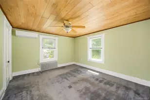 30 E Market St, Hyde Park, NY 12538 - Photo 16