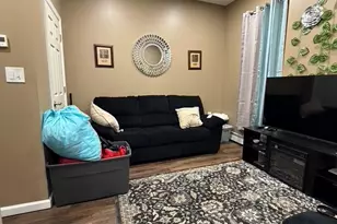 52 Lander St, Newburgh, NY 12550 - Photo 14