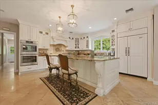 31 Cornwall Ln, Sands Point, NY 11050 - Photo 16