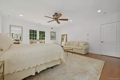 31 Cornwall Lane, Sands Point, NY 11050 - Photo 28