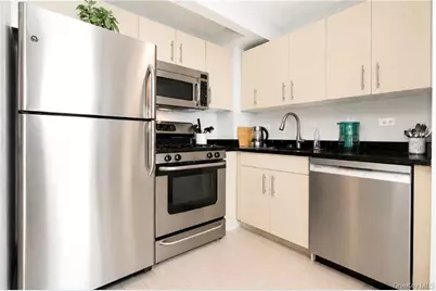 20 West Street #40A, New York, NY 10004 - Photo 6