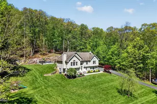 22 Hazel Hill Rd, Mahopac, NY 10541 - Photo 4