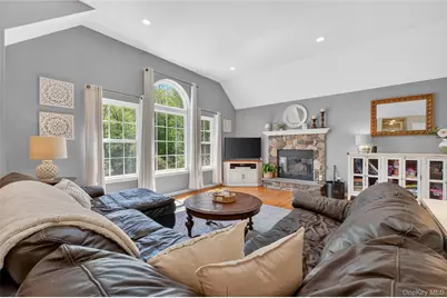 22 Hazel Hill Road, Mahopac, NY 10541 - Photo 16